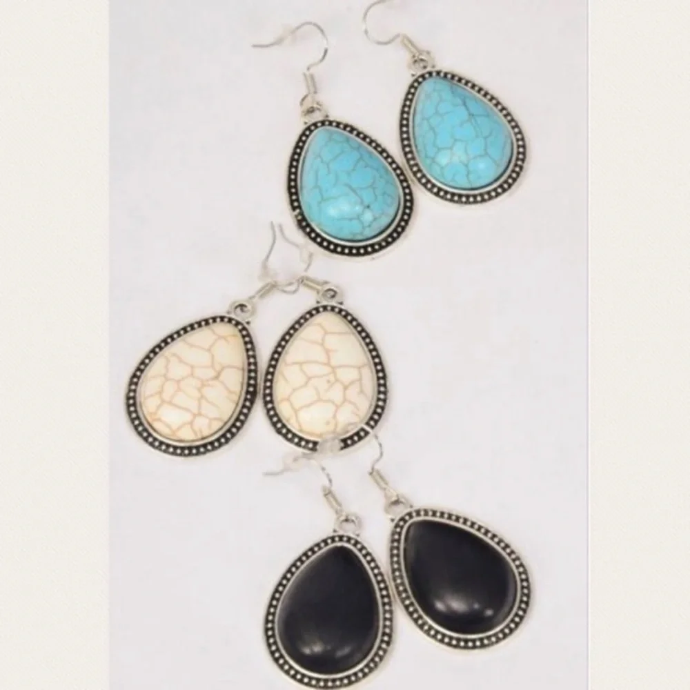 Antique vintage style semi precious stone teardrop shape earrings